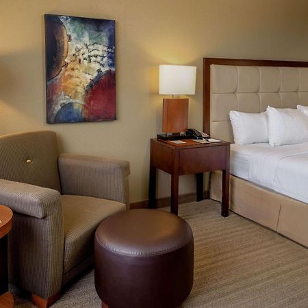 Hotel Doubletree By Hilton St. Louis At Westport Maryland Heights Esterno foto