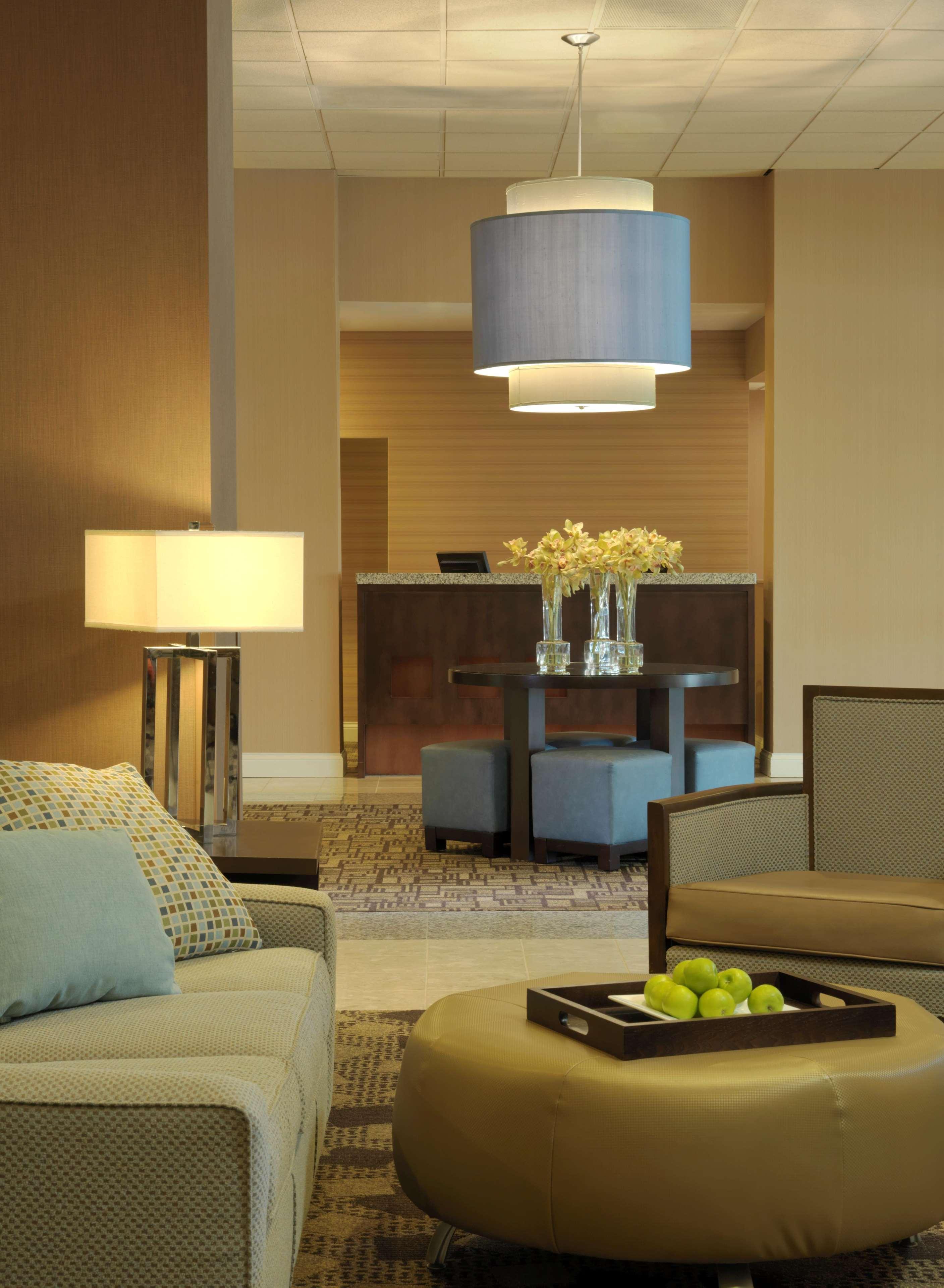 Hotel Doubletree By Hilton St. Louis At Westport Maryland Heights Esterno foto