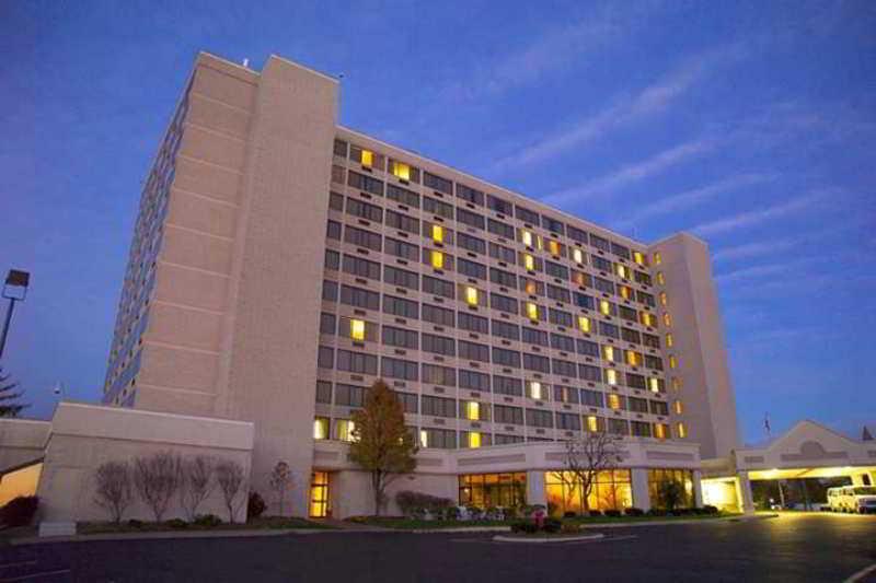 Hotel Doubletree By Hilton St. Louis At Westport Maryland Heights Esterno foto