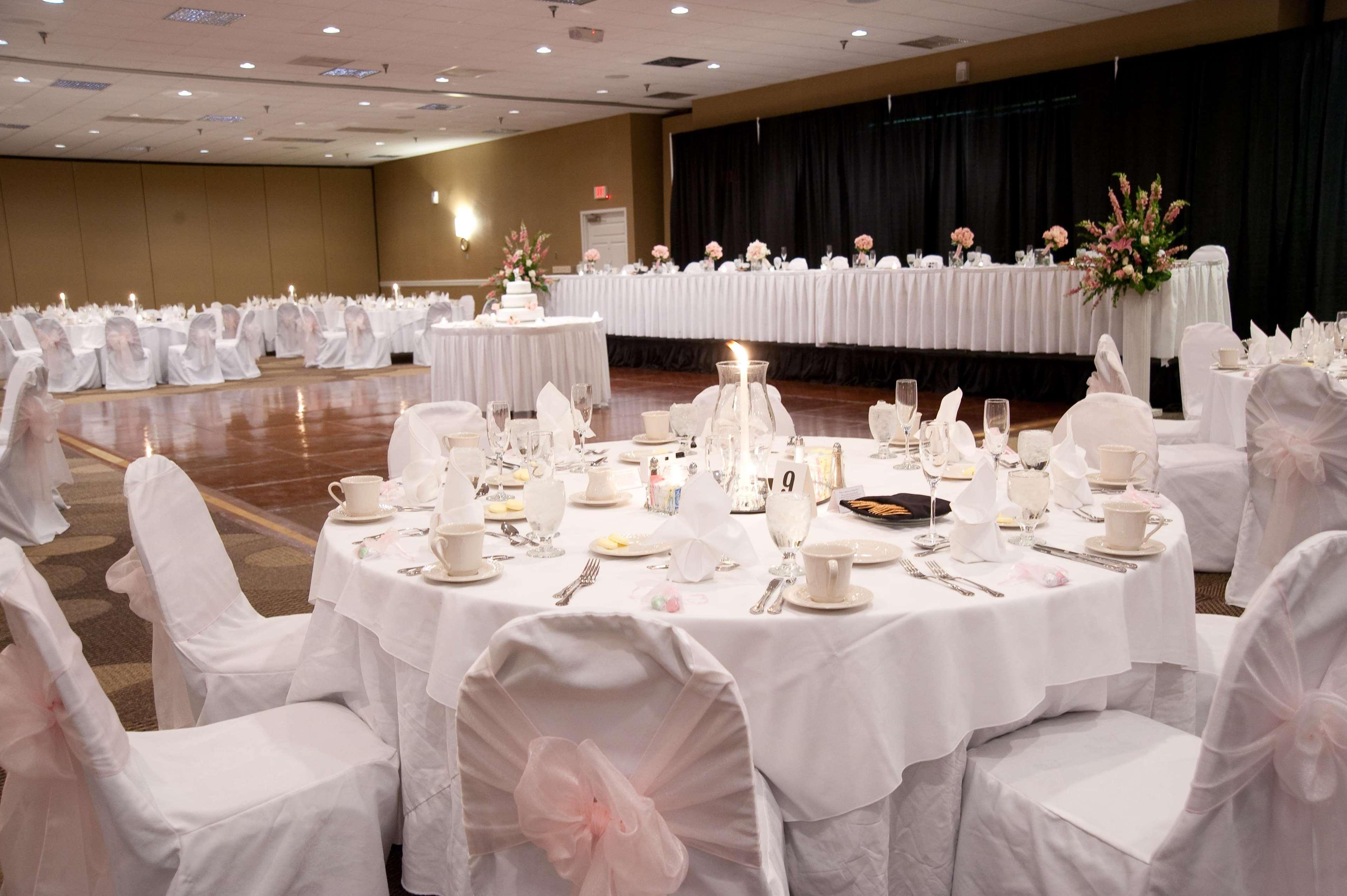 Hotel Doubletree By Hilton St. Louis At Westport Maryland Heights Esterno foto
